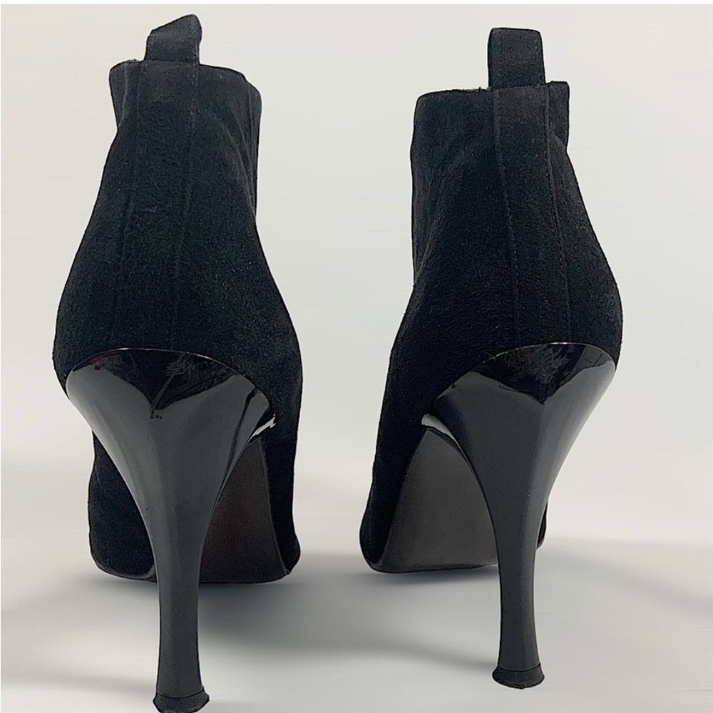 Stuart Weitzman Notch ankle boots (fits 8.5) - Picture 9 of 10